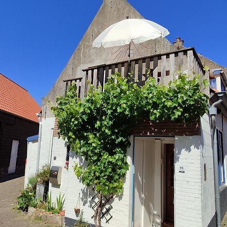 The Cosy Little House With The Sundial Villa Stavenisse ภายนอก รูปภาพ